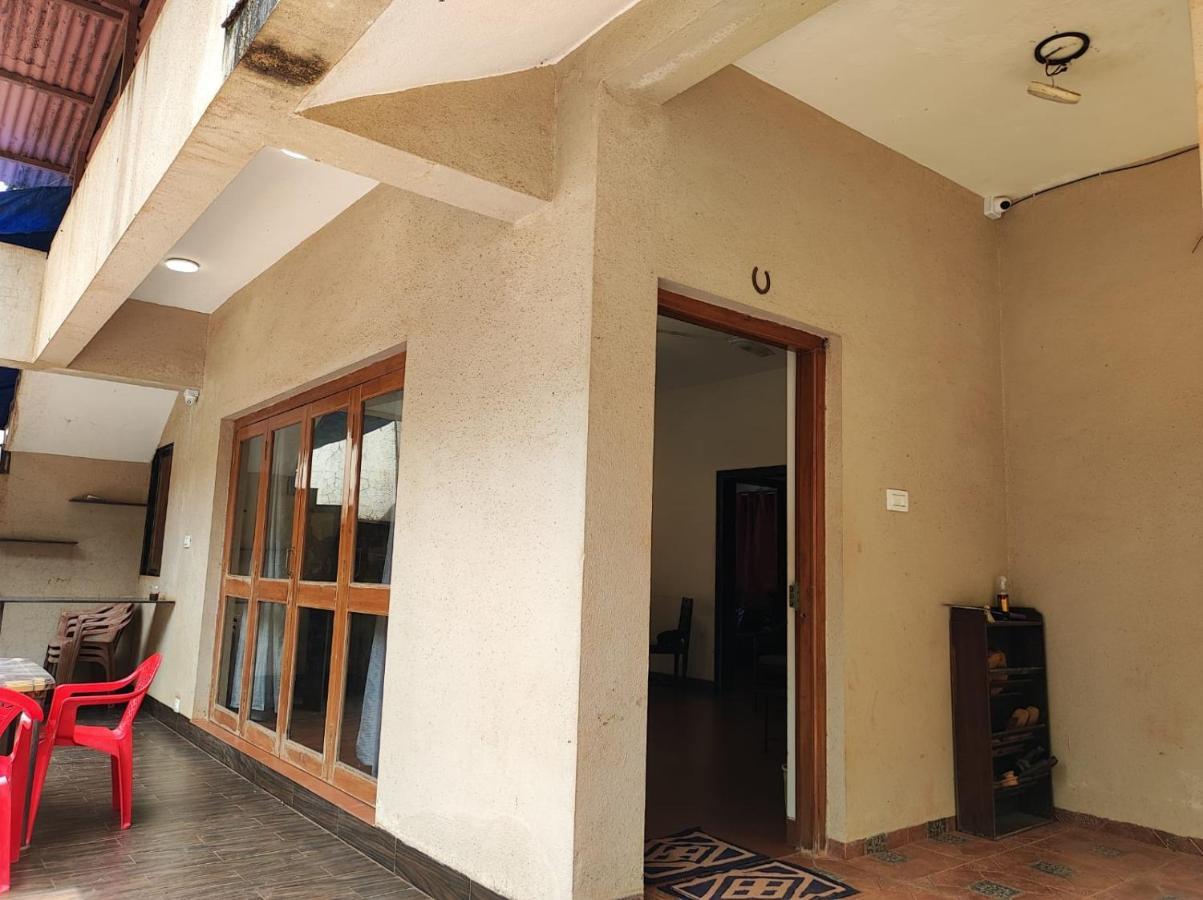 Nivritti Villa มาเทรัน ภายนอก รูปภาพ