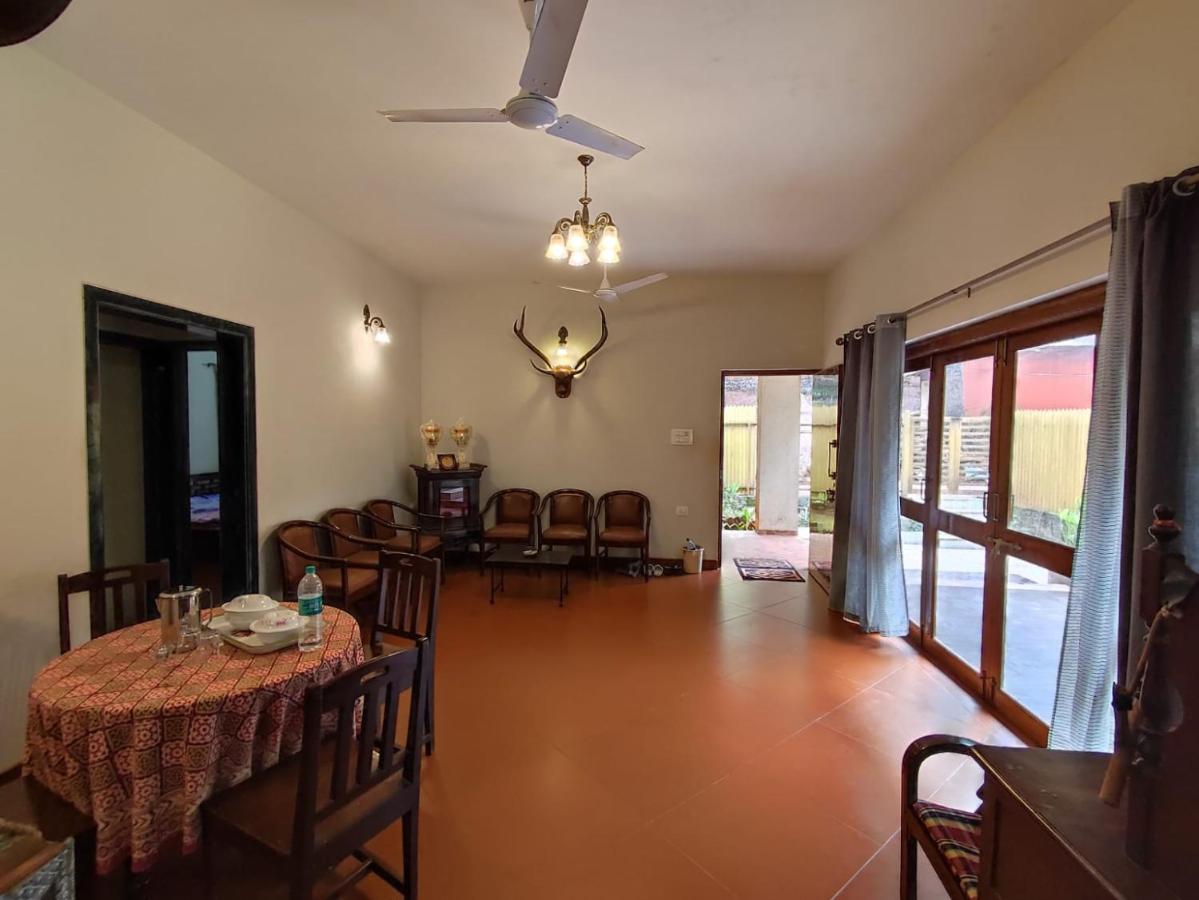 Nivritti Villa มาเทรัน ภายนอก รูปภาพ