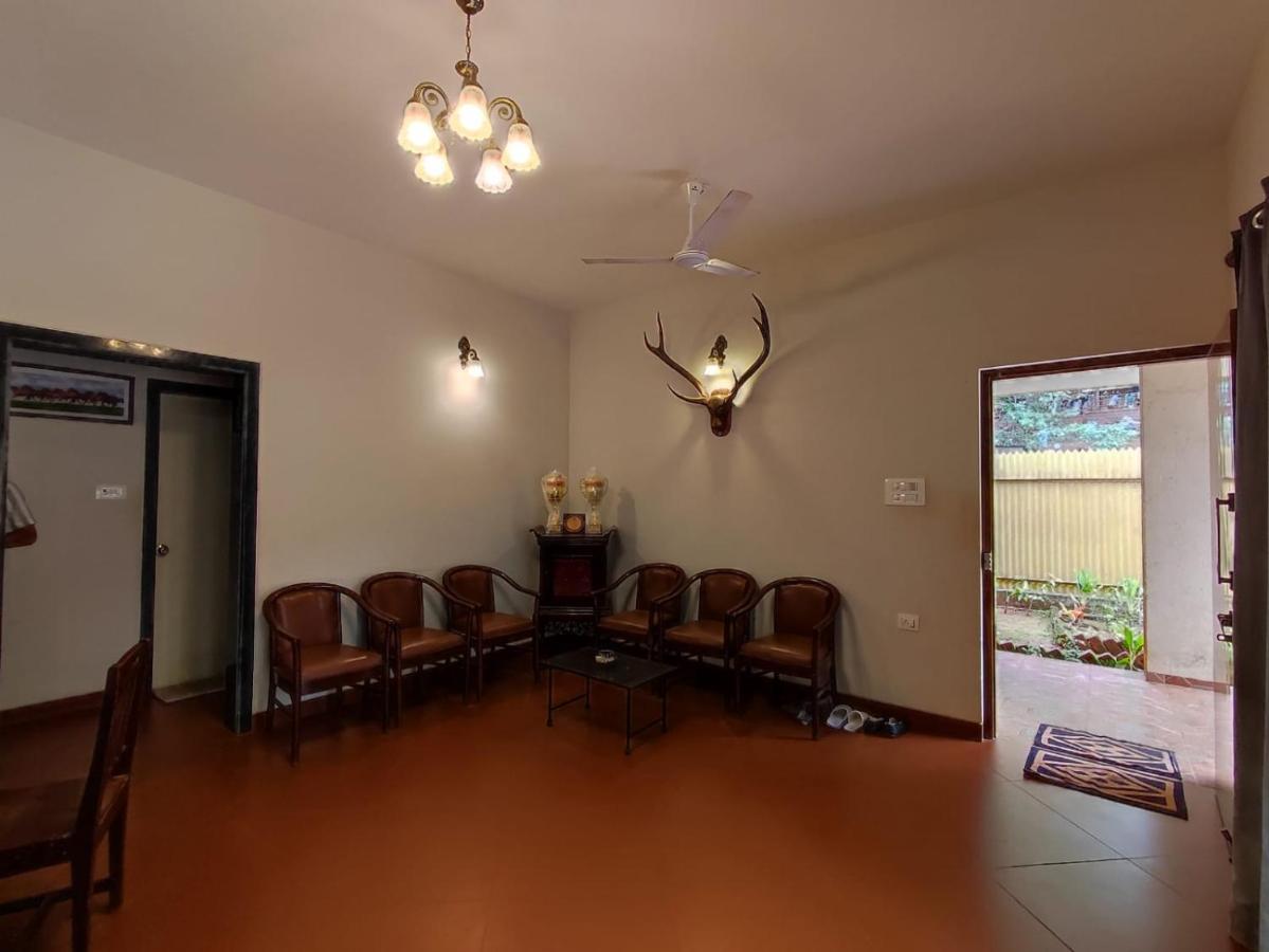 Nivritti Villa มาเทรัน ภายนอก รูปภาพ
